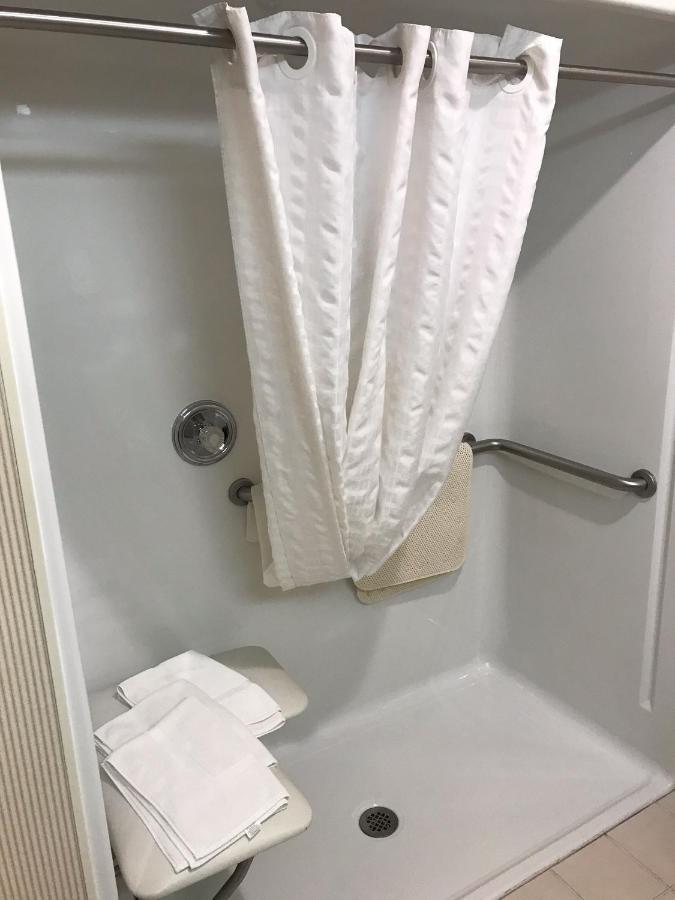 Country Inn & Suites By Radisson, Freeport, Il Eksteriør bilde